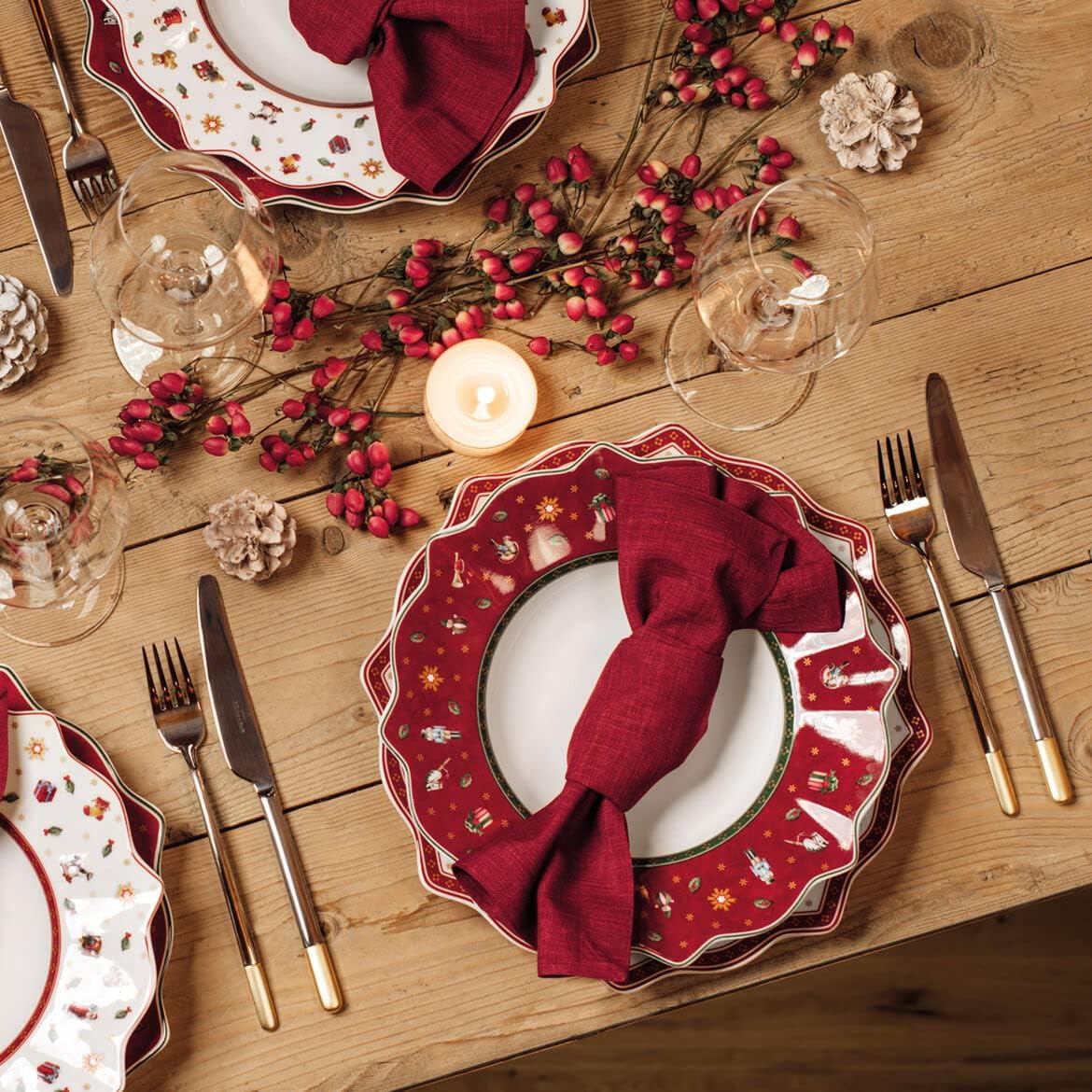 6 piatti piani rossi Toy‘s Delight, Villeroy & Boch - immagine 3