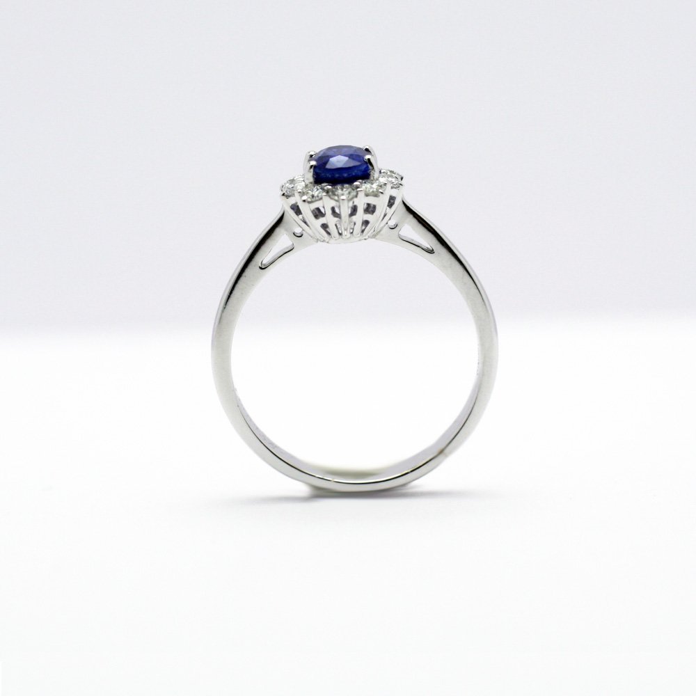 Anello a fiore zaffiro e diamanti, Leo Pizzo