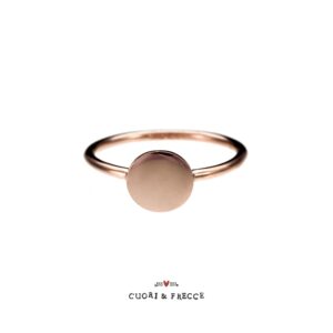 Anello con tondo oro 9kt personalizzabile, Cuori & Frecce