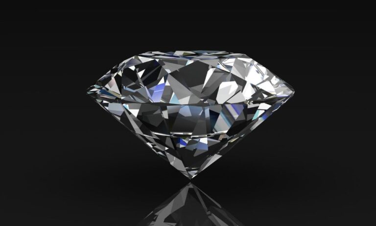 Scopri di più sull'articolo DIAMANTE: Pietra del segno del LEONE